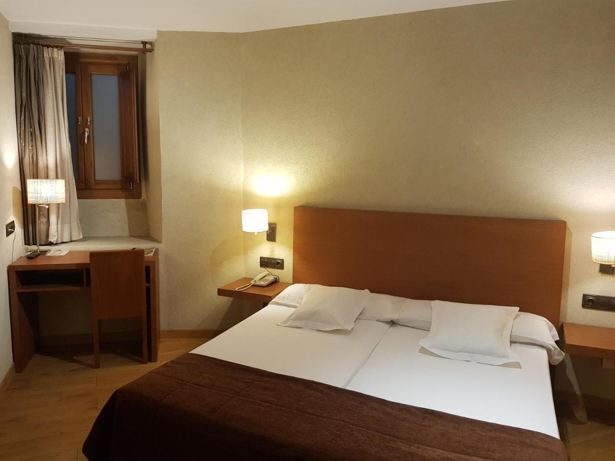 Hotel Las Leyendas Авила Экстерьер фото