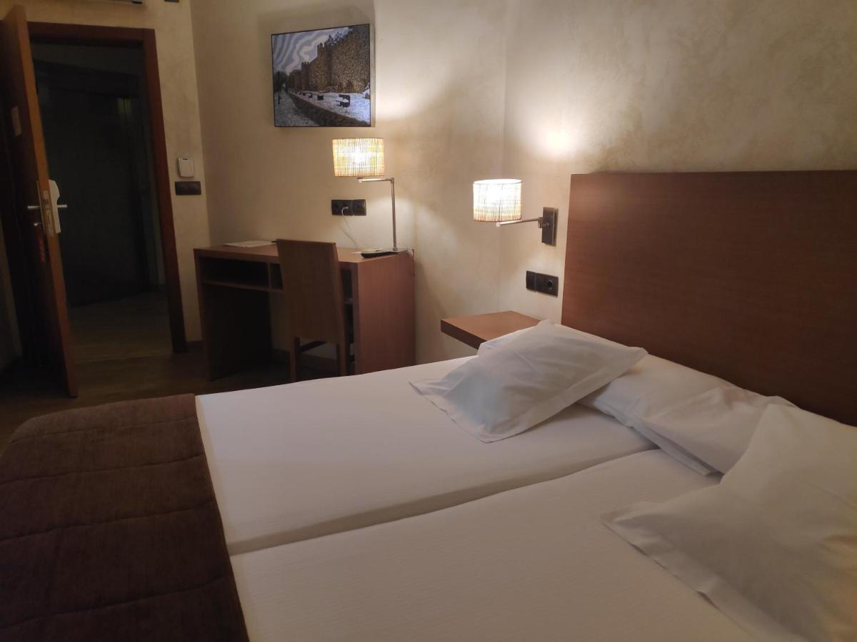 Hotel Las Leyendas Авила Экстерьер фото