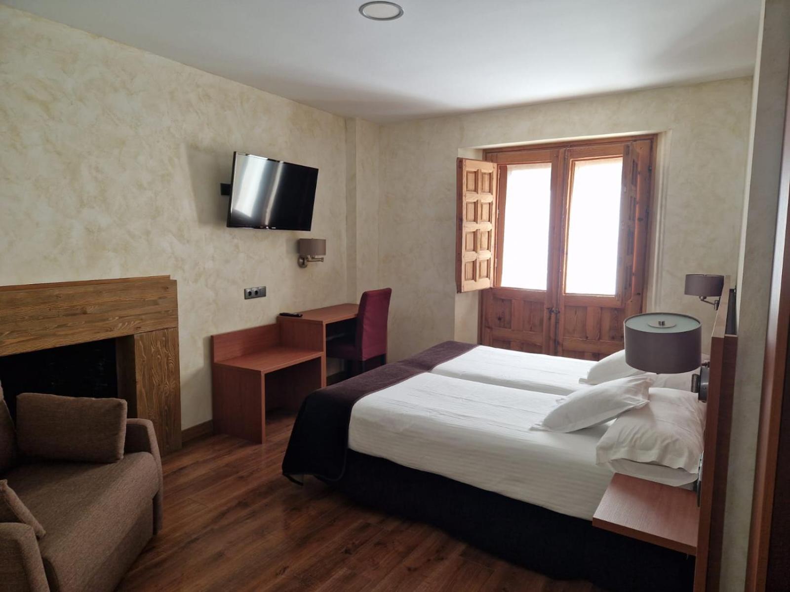 Hotel Las Leyendas Авила Экстерьер фото