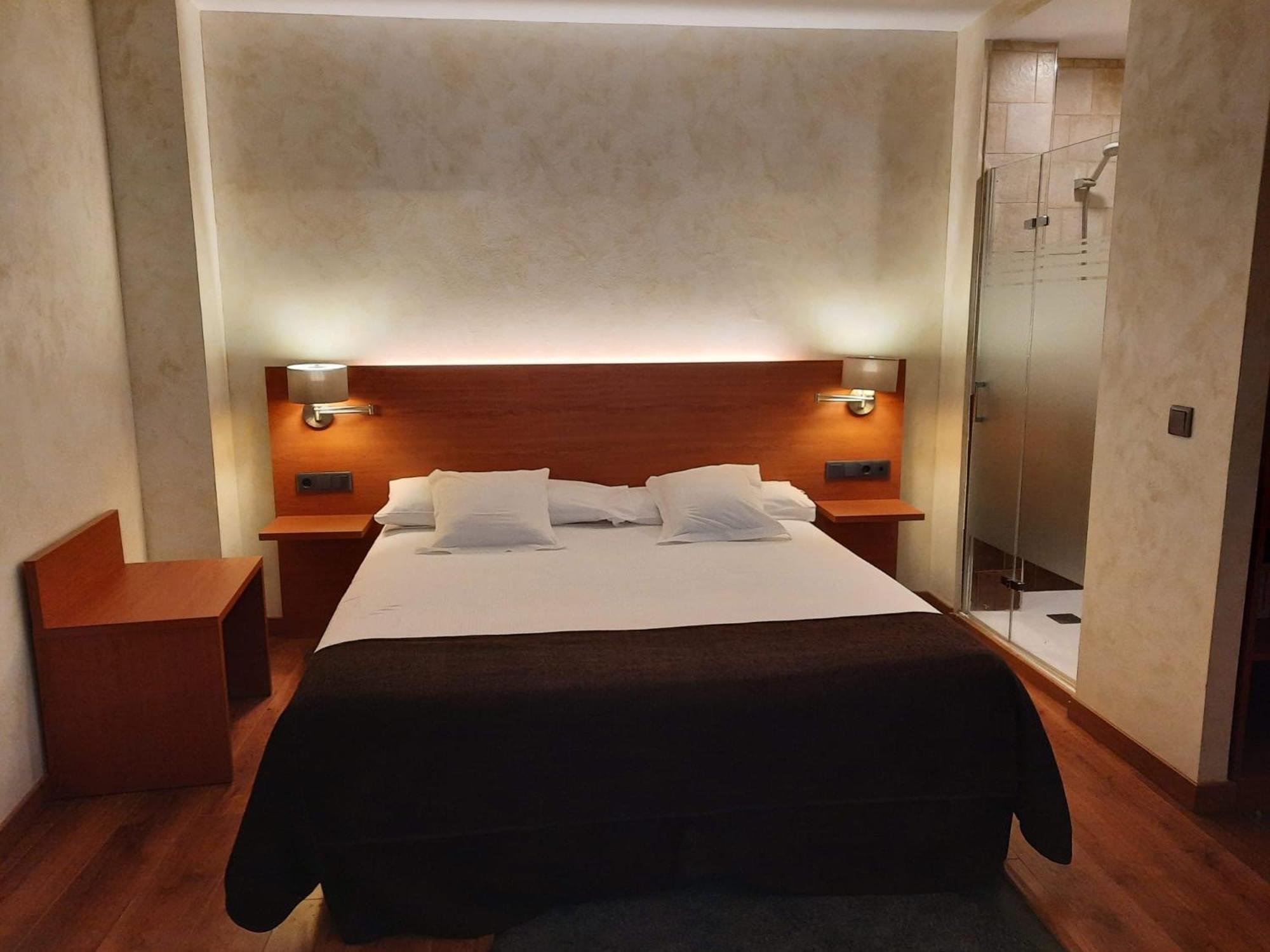 Hotel Las Leyendas Авила Экстерьер фото