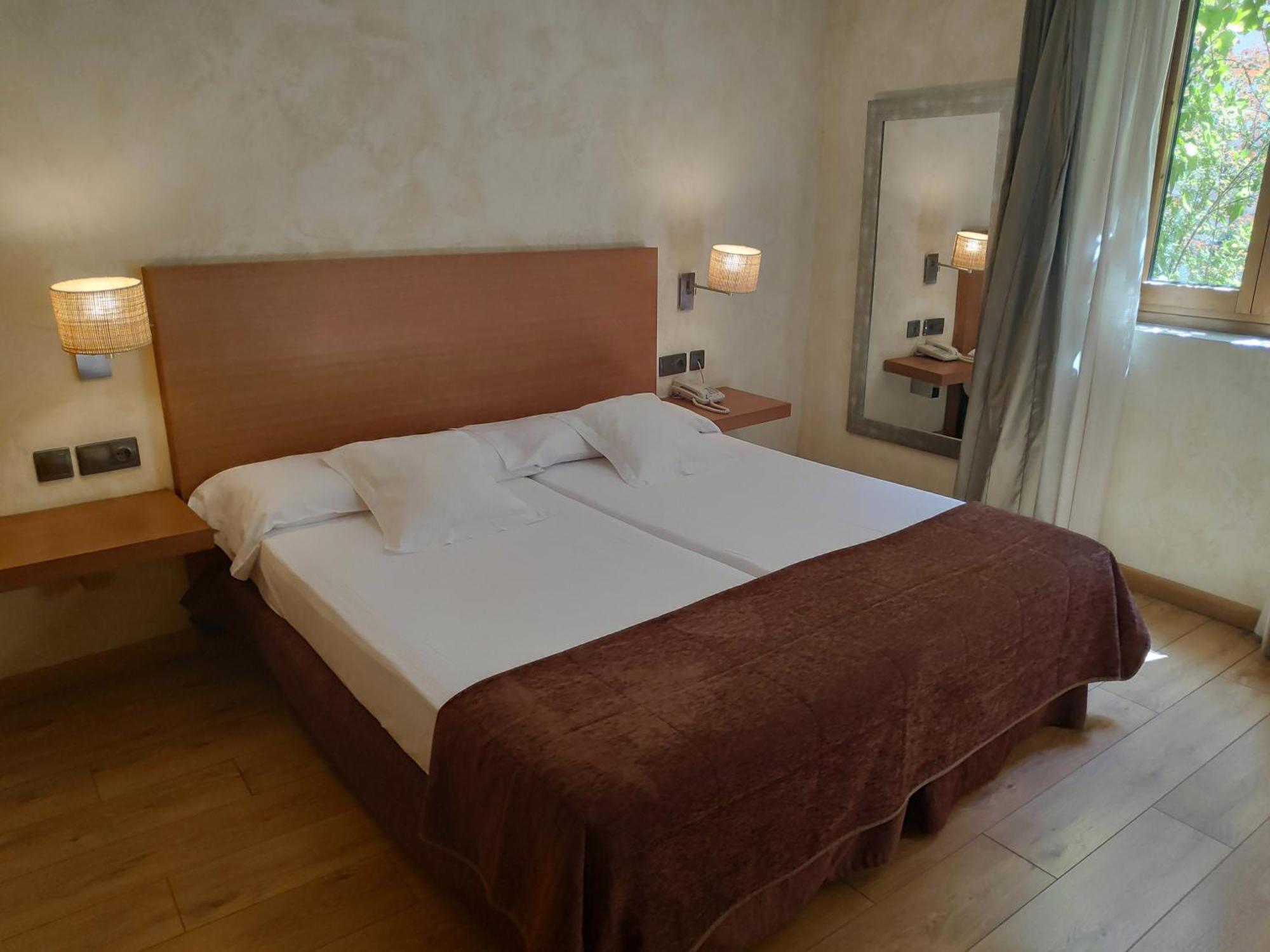 Hotel Las Leyendas Авила Экстерьер фото